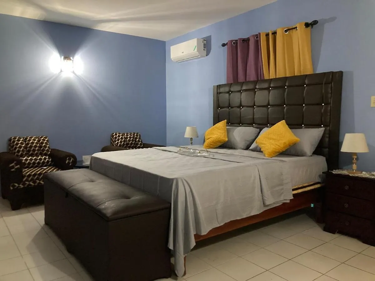 Blue Flamingo Villa Montego Bay